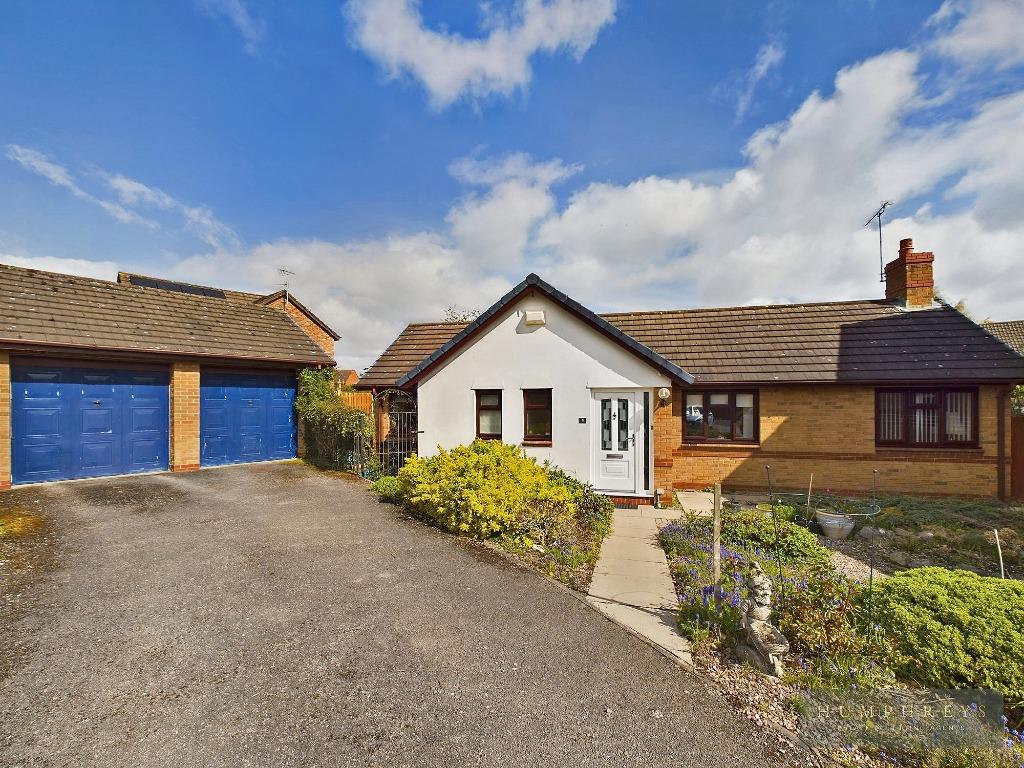 Foxes Walk, Higher Kinnerton, CH4 3 bed detached bungalow for sale £