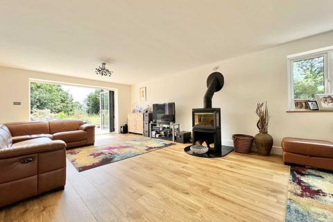 5 bedroom detached house for sale, Peartree Lane, Upminster RM14