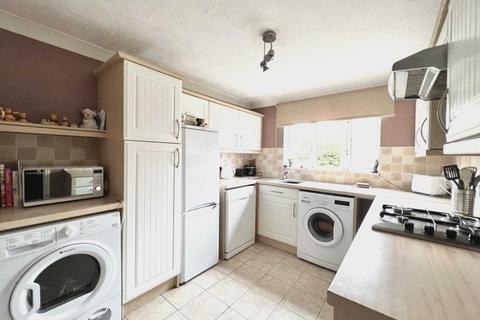 8 Mopsies Road, Basildon, SS14 1GA