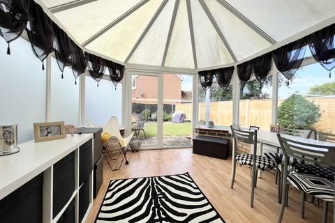 8 Mopsies Road, Basildon, SS14 1GA