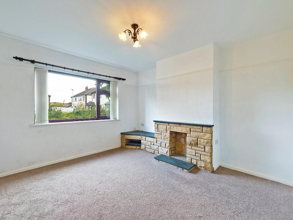 Moorcroft Crescent, Guilden Sutton, CH3 3 bed semidetached house £