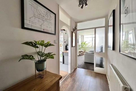 2 bedroom apartment for sale, Pompadour Close, Brentwood CM14