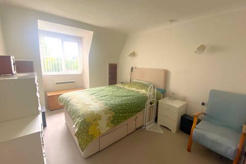1 bedroom retirement property for sale, Fernleigh Court, Romford RM7