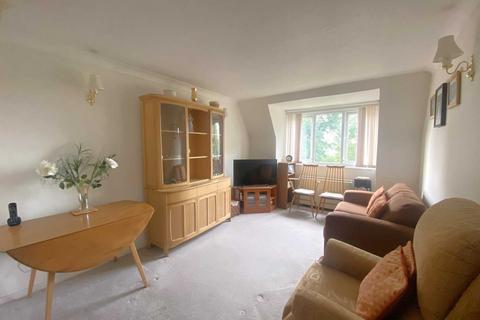 1 bedroom retirement property for sale, Fernleigh Court, Romford RM7