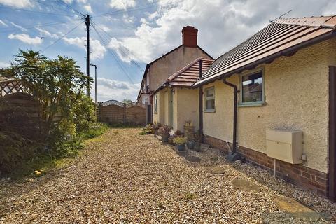 2 bedroom detached bungalow for sale, St. Marks Road, Chester, CH4