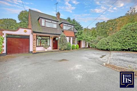 3 bedroom detached house for sale, Ingrave Road, Brentwood CM13