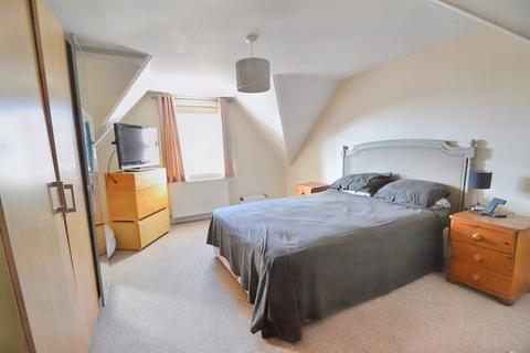 2 bedroom flat for sale - Wimborne