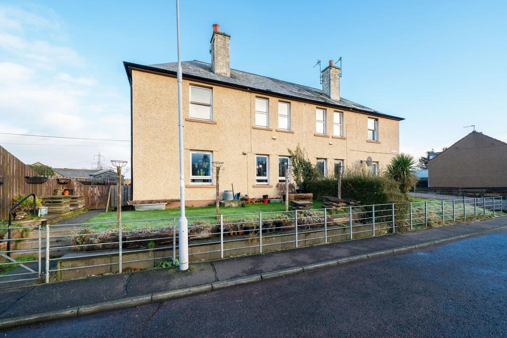 Main Street, Newton of Falkland, KY15 2 bed flat £99,950