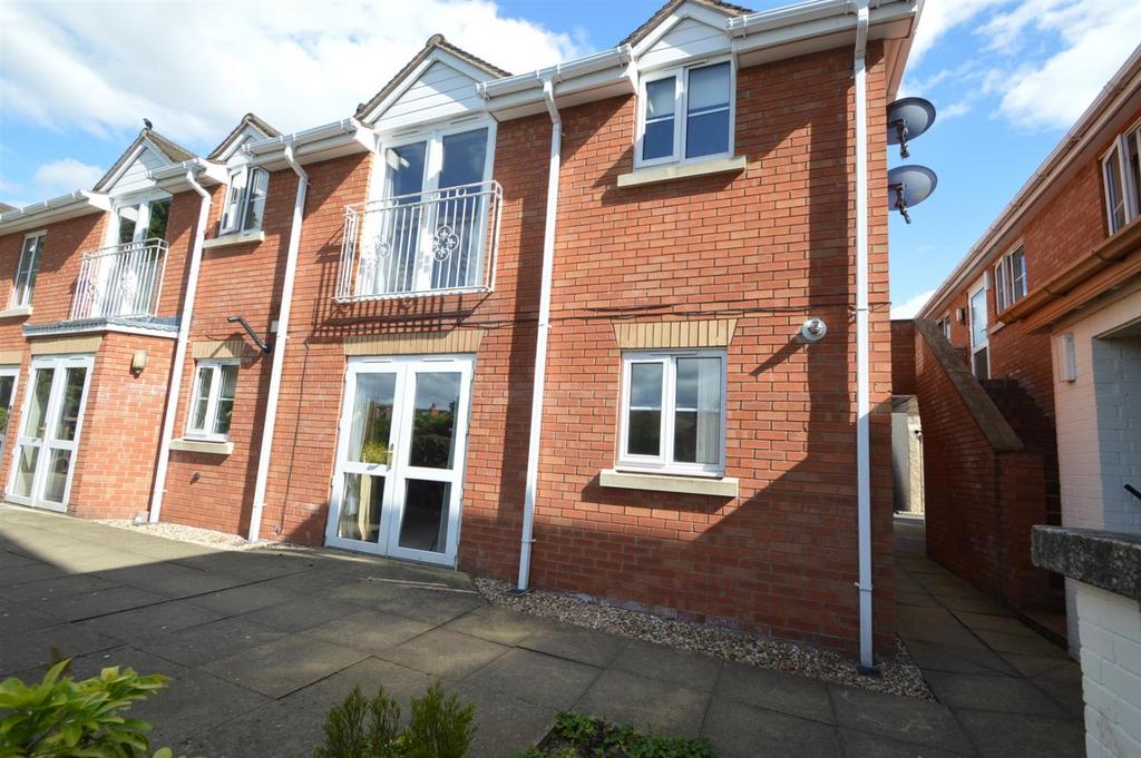 Flat 7, Sandford Gardens, Hazler Crescent, Church Stretton, Shropshire