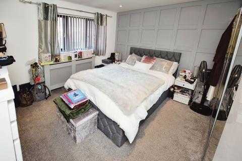 210 Lyndhurst Road, Corringham, Stanford-le-hope, SS17 7SP
