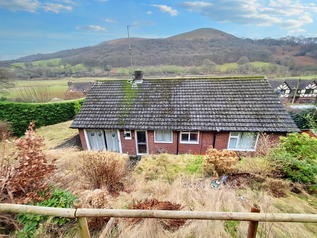 Brambles, Ludlow Road, Little Stretton SY6 3 bed detached bungalow for