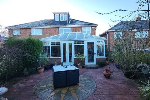 16 Athol Drive, St Georges, Telford, TF2 9DW