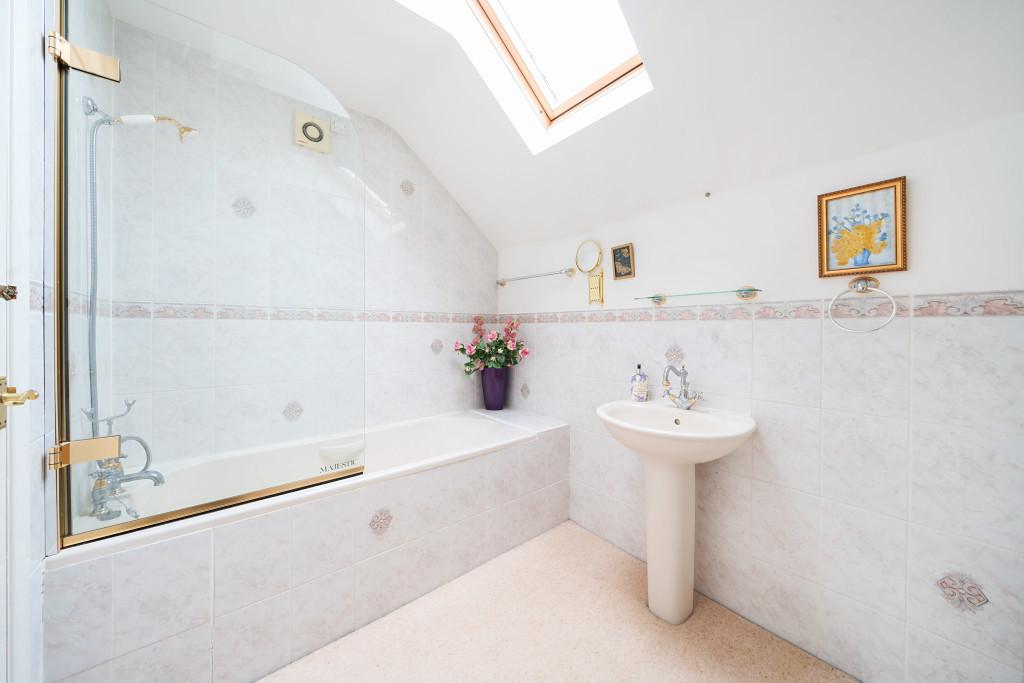 Ensuite Bathroom