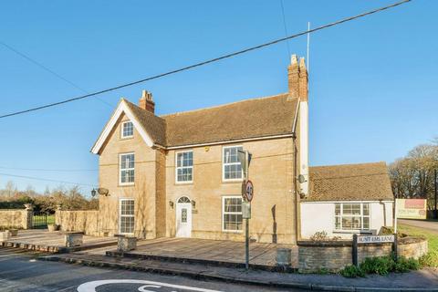 6 bedroom detached house for sale, Caversfield,  Oxfordshire,  OX27