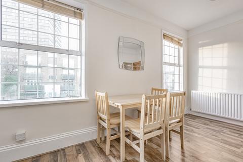 4 bedroom flat to rent, Falcon Road, London