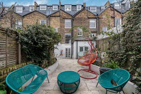 25 Allingham Street, London, N1 8NX