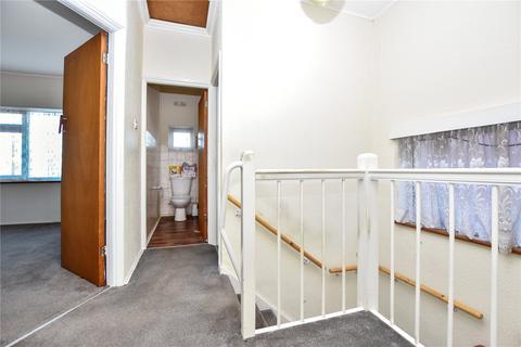 18 Ranleigh Gardens, Bexleyheath, DA7 5PD