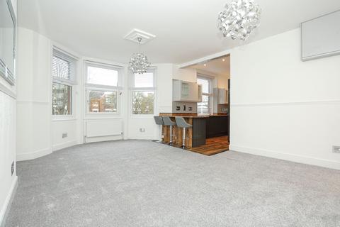 2 bedroom apartment for sale - Bouverie Road West, Folkestone, CT20