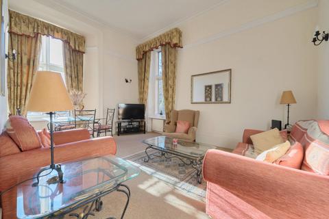 1 bedroom apartment for sale, Royal Earlswood Park, Redhill, Surrey
