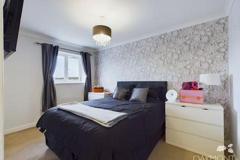 55 Griffiths Road, Purfleet, RM19 1AR