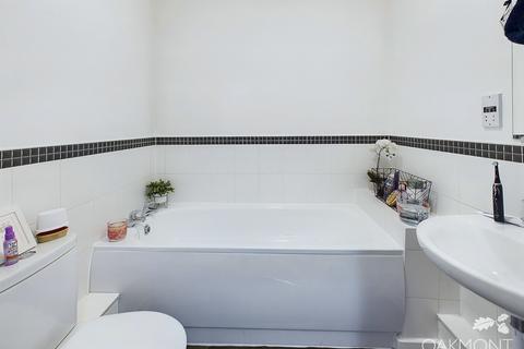 55 Griffiths Road, Purfleet, RM19 1AR