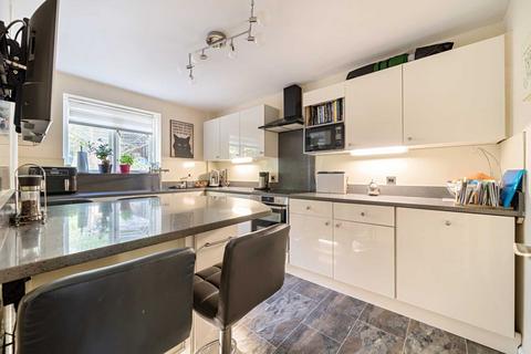 37 Tredegar Road, Emmer Green, Reading, RG4 8PF