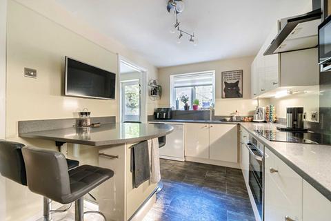 37 Tredegar Road, Emmer Green, Reading, RG4 8PF