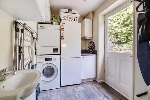 37 Tredegar Road, Emmer Green, Reading, RG4 8PF