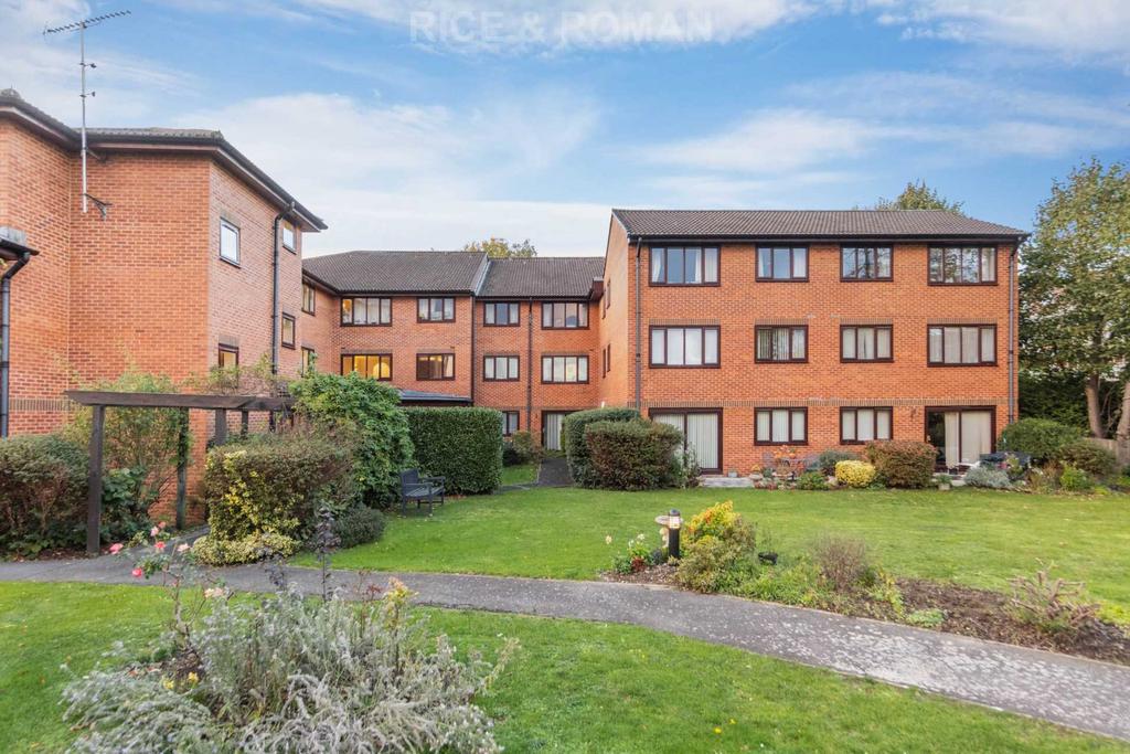 Wordsworth Drive, Sutton SM3 1 bed retirement property for sale £110,000