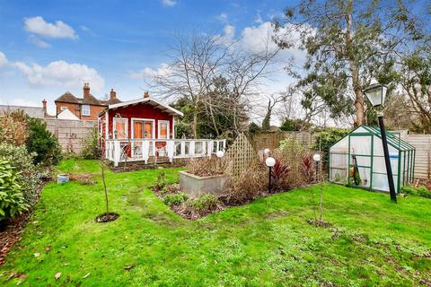 2 bedroom terraced house for sale, Church Road, New Romney, Kent