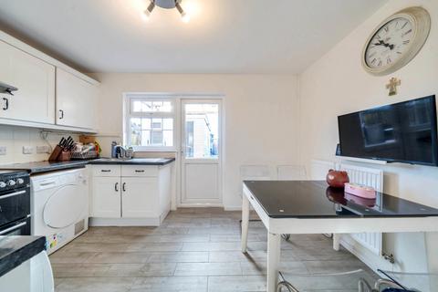 120 Lowdell Close, West Drayton, UB7 8BD