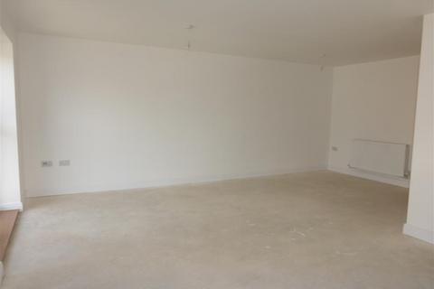 37 Boldison Close, Aylesbury, HP19 8JL