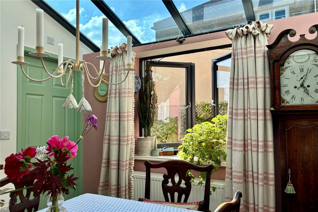 Trowbridge Road, Bradford On Avon 4 bed end of terrace house for sale