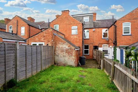 4 bedroom terraced house for sale, Knighton Fields, Leicester LE2