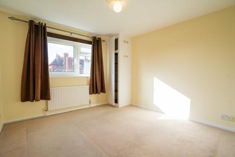 2 bedroom apartment for sale, Knighton Park Road, Clarendon Park LE2