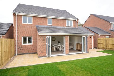 4 bedroom detached house for sale, Thistle Close, Barlestone CV13