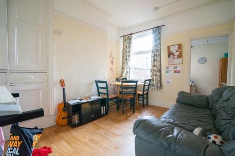 2 bedroom terraced house for sale, Welford Road, Leicester LE2