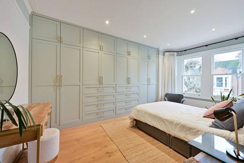 5 bedroom terraced house to rent, Southdean Gardens, Southfields, London, SW19