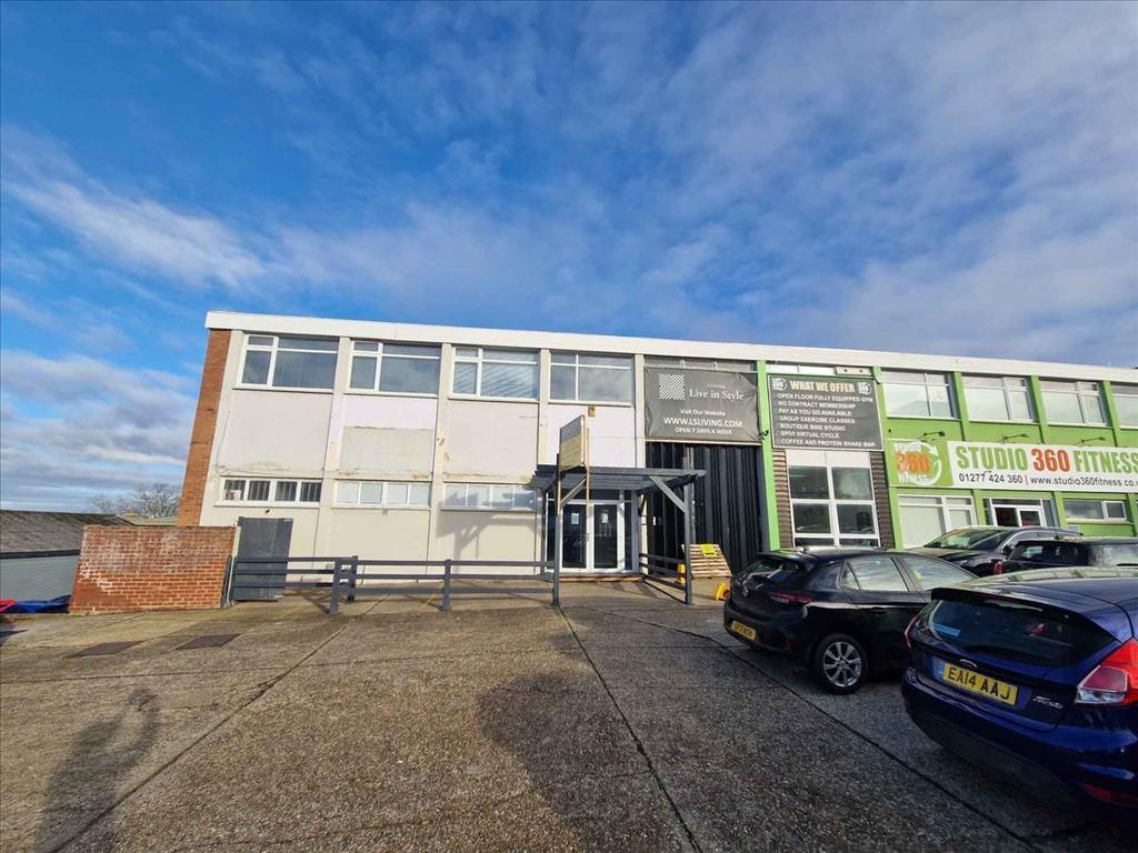 32a Radford Way, Billericay, CM12 Warehouse to rent £7,500 pcm (£