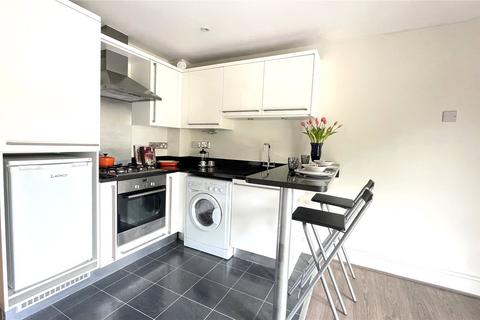 2 bedroom flat for sale, Ader Court, 9 Green Lane, Shepperton, TW17