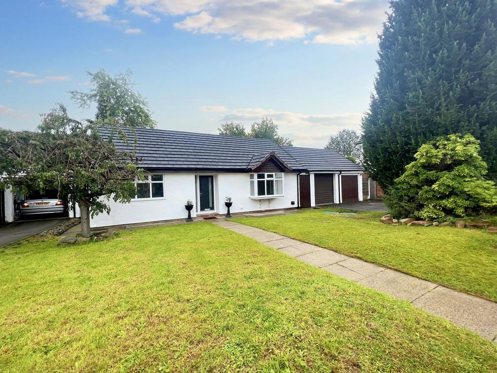 Worsley, Manchester M28 2 bed detached bungalow for sale £375,000