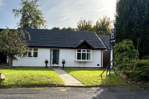 2 bedroom detached bungalow for sale, Worsley, Manchester M28