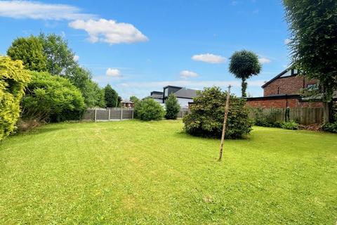 3 bedroom detached house for sale, Worsley, Manchester M28