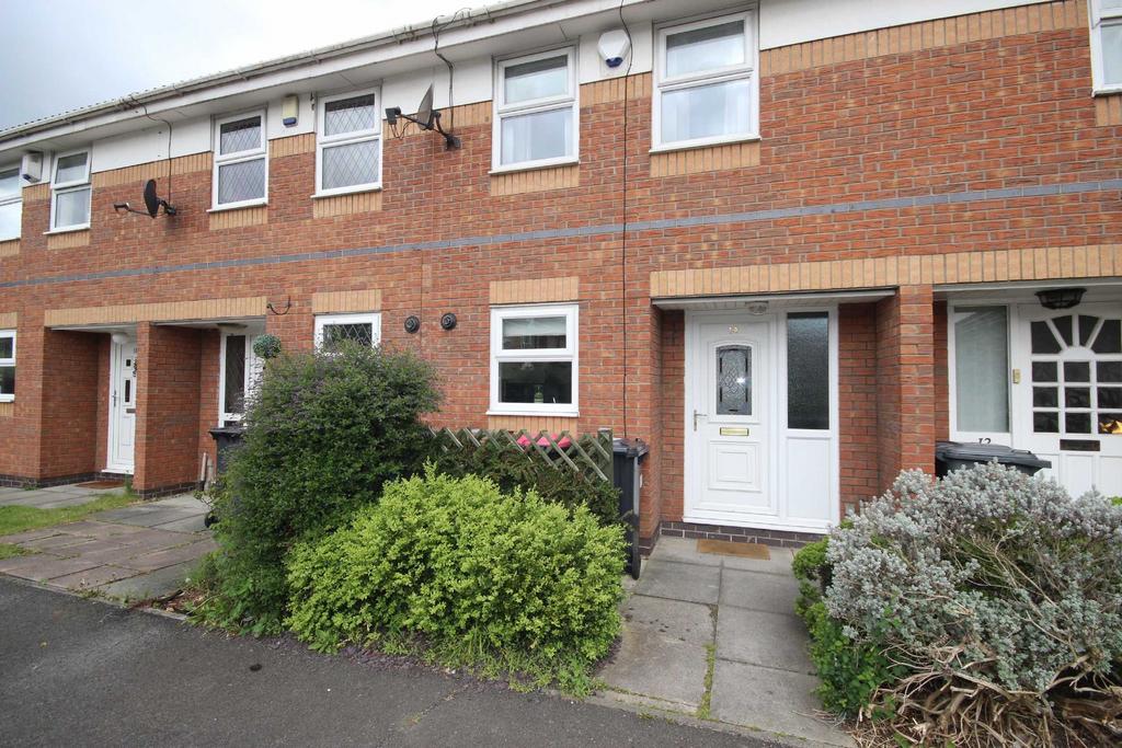 Eccles, Manchester M30 2 bed terraced house to rent £825 pcm (£190 pw)