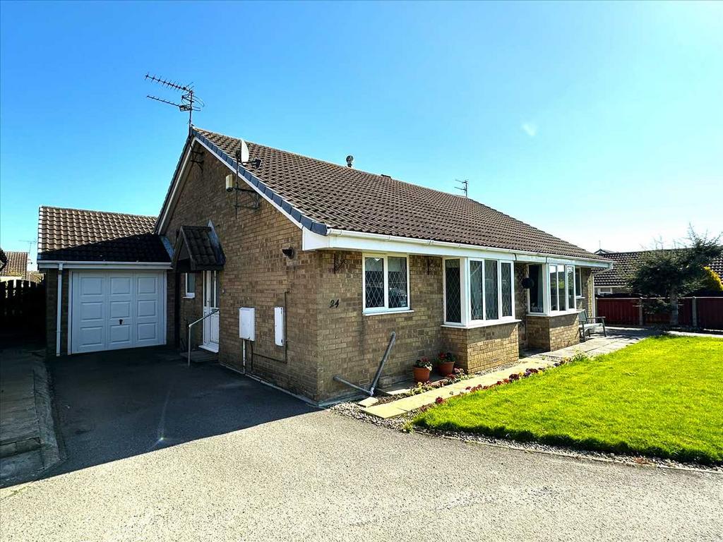 Plane Tree Way, Filey 2 bed bungalow for sale £220,000