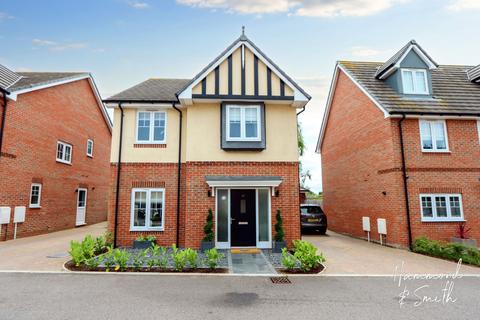 17 Archer Close, Coopersale, Epping, CM16 7FG