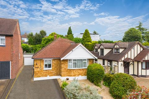 2 bedroom detached bungalow for sale, Rahn Road, Epping CM16