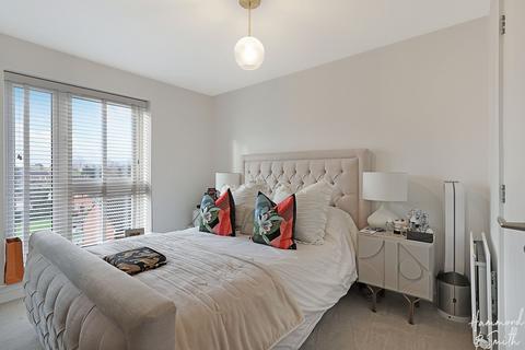 2 bedroom apartment for sale, Loughton, Loughton IG10