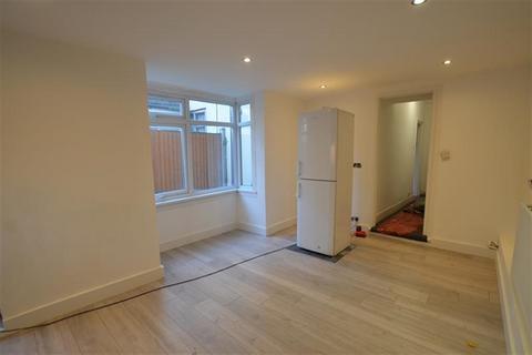 2 bedroom apartment to rent, Balaam Street, Plaistow, E13