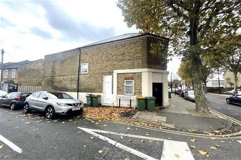 2 bedroom apartment to rent, Balaam Street, Plaistow, E13